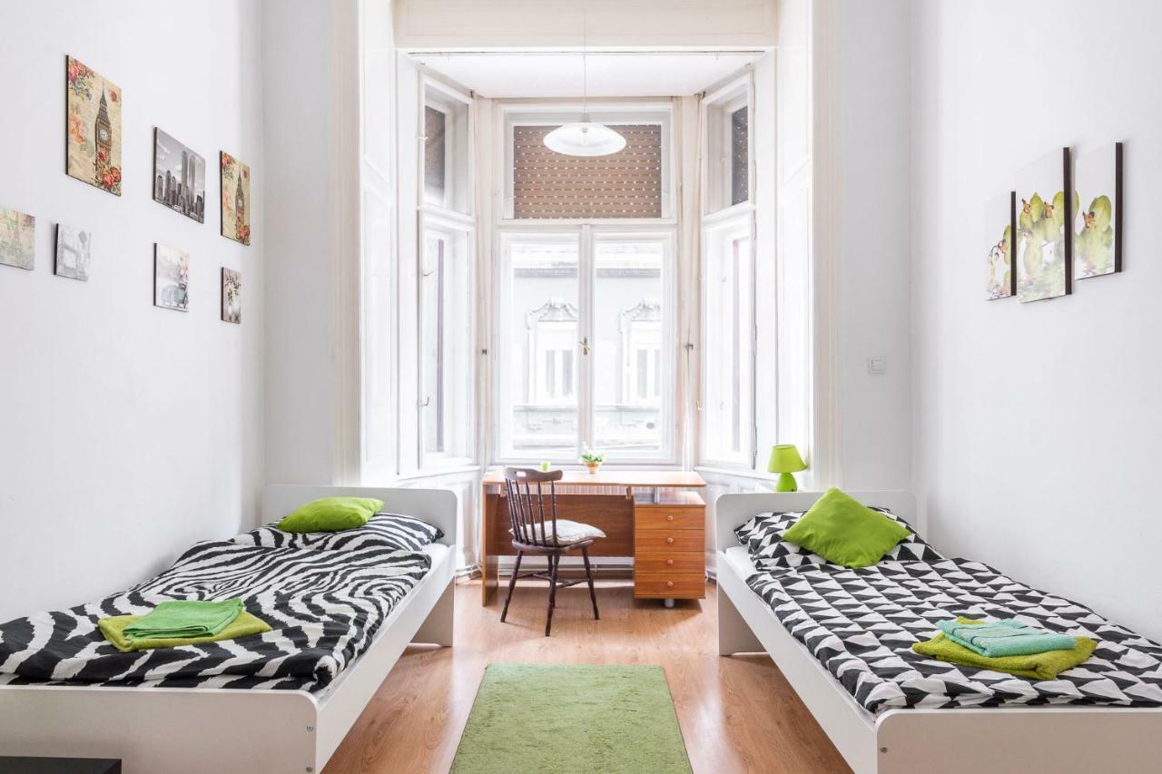 Izabella Home 2 Βουδαπέστη Εξωτερικό φωτογραφία