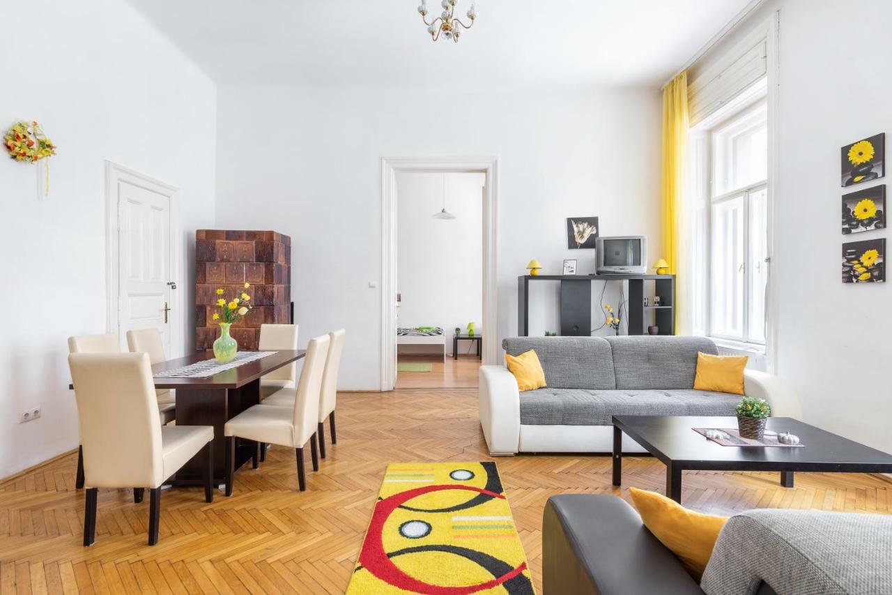 Izabella Home 2 Βουδαπέστη Εξωτερικό φωτογραφία