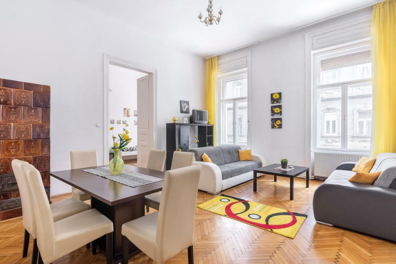 Izabella Home 2 Βουδαπέστη Εξωτερικό φωτογραφία