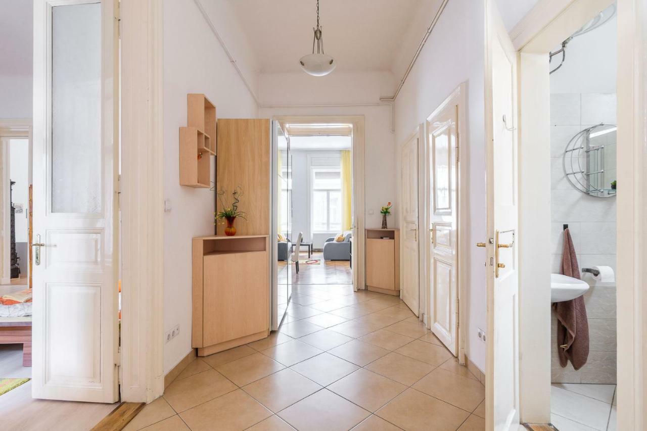 Izabella Home 2 Βουδαπέστη Εξωτερικό φωτογραφία