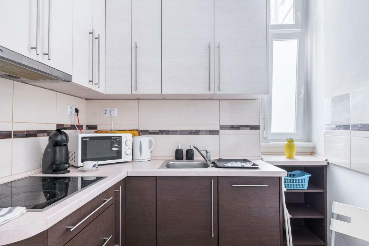 Izabella Home 2 Βουδαπέστη Εξωτερικό φωτογραφία