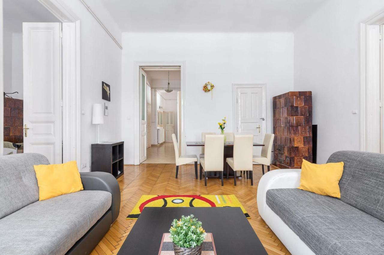 Izabella Home 2 Βουδαπέστη Εξωτερικό φωτογραφία